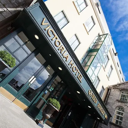The Victoria 3*