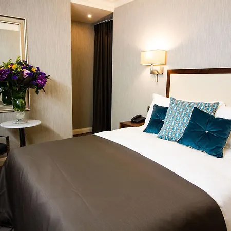 The Victoria Hotel