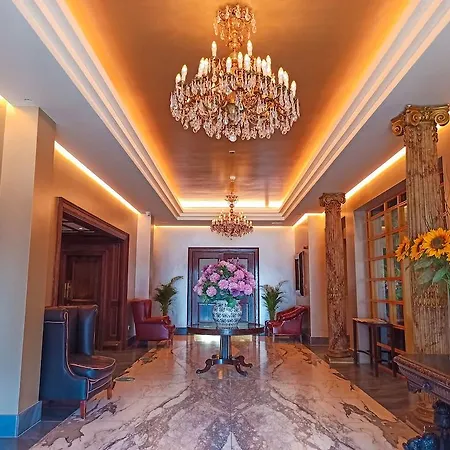Hotel The Victoria