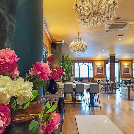 The Victoria Hotel 3*